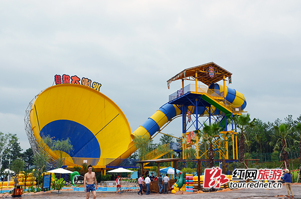 曾荣获国际旅行行业“金票奖”的“超级大喇叭”项目。