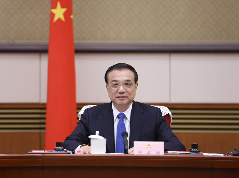 1��18�գ�����Ժ�������ǿ�����ٿ�����Ժ������ȫ����飬����������ʮ����ȫ���˴���λ�������������������棬�������������������棨��������壩��������ʡ�������У���������һ����йز��š���λ���������