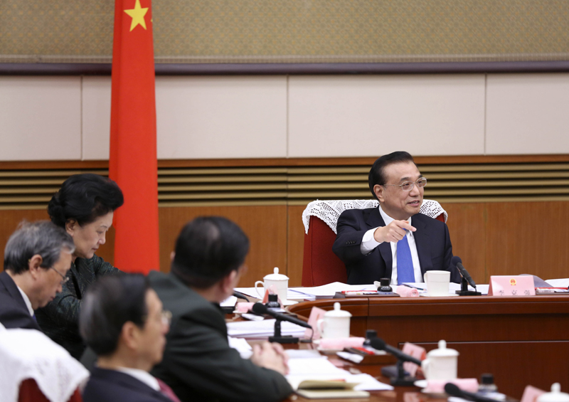 1��18�գ�����Ժ�������ǿ�����ٿ�����Ժ������ȫ����飬����������ʮ����ȫ���˴���λ�������������������棬�������������������棨��������壩��������ʡ�������У���������һ����йز��š���λ���������