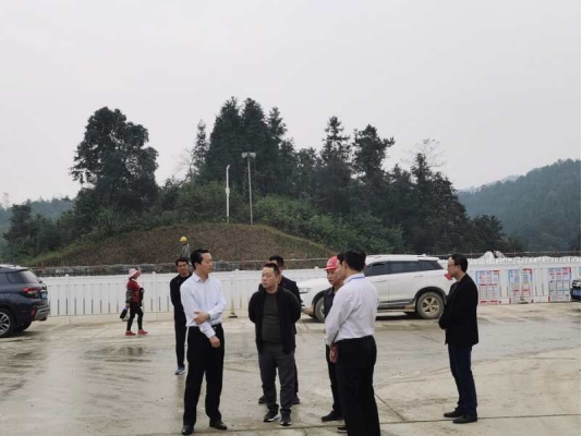 ʡ��̬������������ͷ�����������³�ƽ����