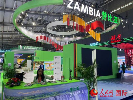 �ޱ���չ̨�������� �θ���