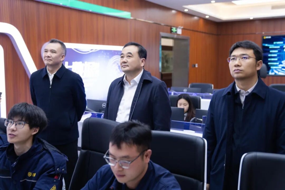 �����ʵ���ȫ�ػƽ��ҵ��չ����